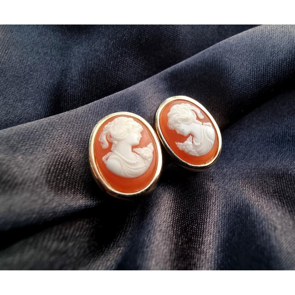 Vintage CROWN TRIFARI 1960s Gold Toned Orange and Ivory Cameo Clip On Earrings
